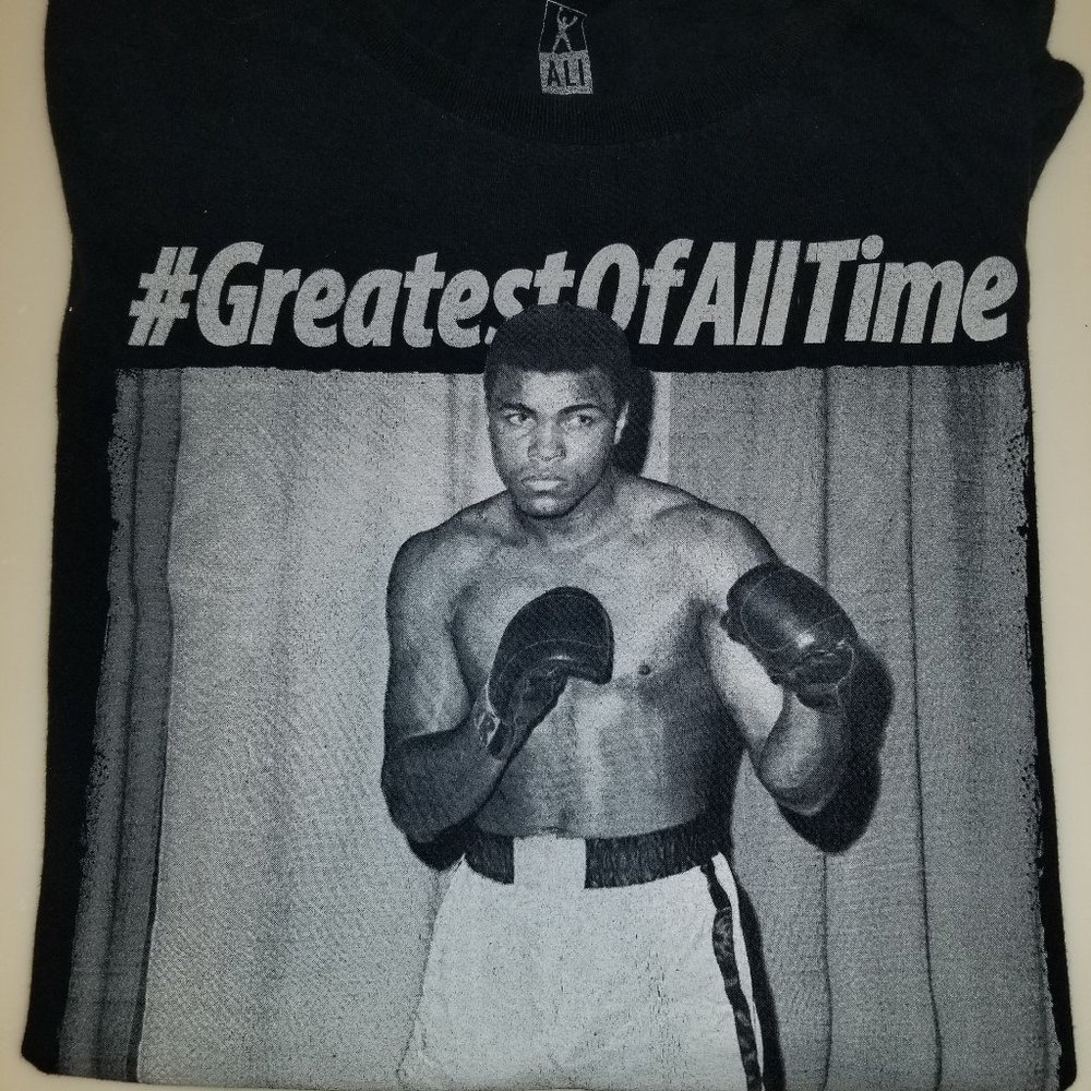Mohamed Ali Men's T Shirt Medium Black in Great Condition
